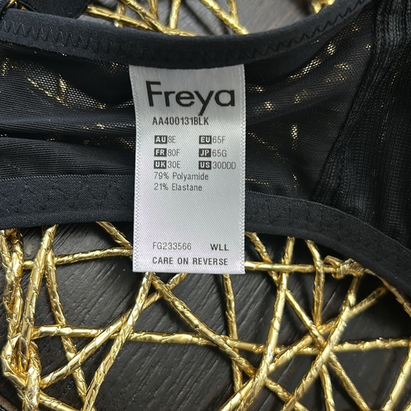 Freya Women's Temptress Underwire Molded Plunge T-Shirt Bra 30DDD - Picture 6 of 7